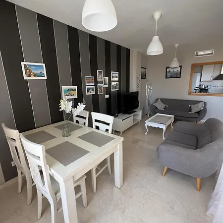 Fantastico Playa كالا دي فينيسترات